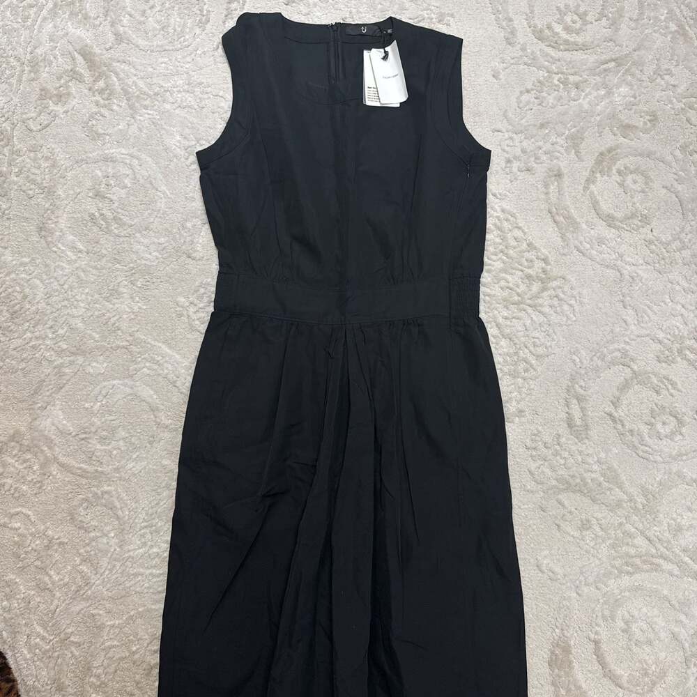 Uniqlo Black Sleeveless Dress